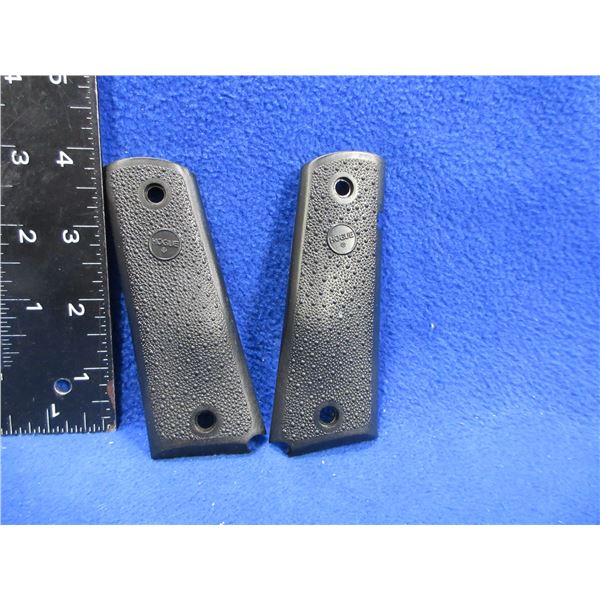 NEW - Hogue 1911 Grips - No Screws