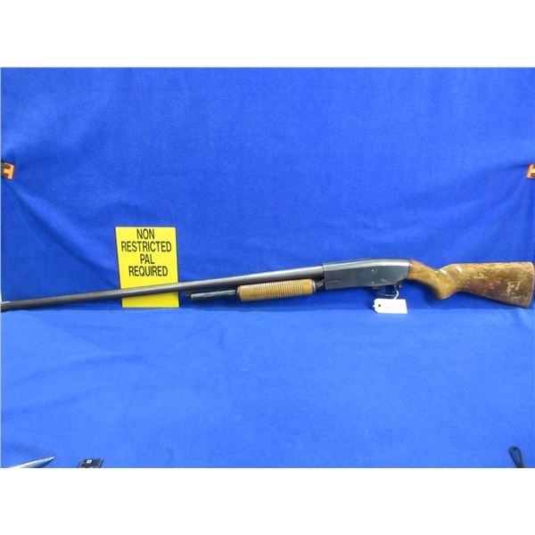 Non-Restricted - CIL Model 607 in 12 Ga. 3"