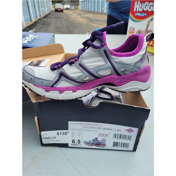 Zoot Runners Ultra Kalani 2.0 Light Grey Graphite Blackberry Sz 6.5