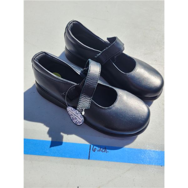 Conguitos Girls Black Leather Shoes - Sz 1