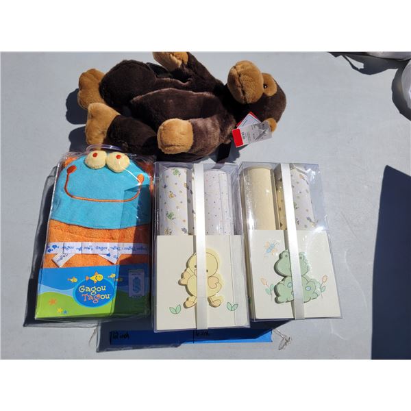 Baby Lot - 2x 4 Pack Baby Blankets, Monkey Back Pack, Gagou Tagou Hooded Towel