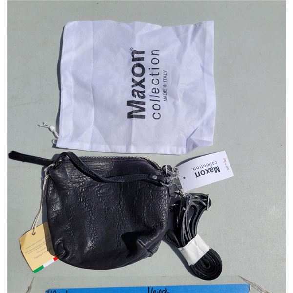 Maxon Collection Black Leather Purse with Dust Cover