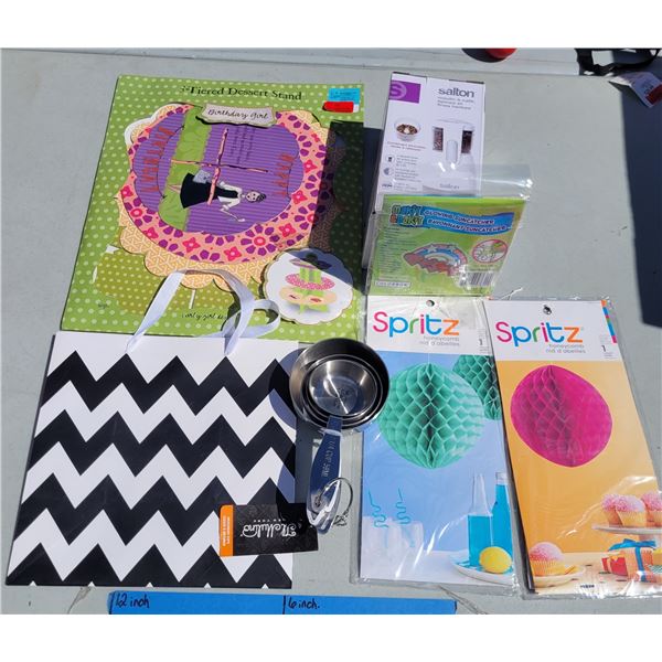 Kitchen & Party Lot - Very Heavy Measuring Cups, Salton Grinder, Treat Dsiplay +