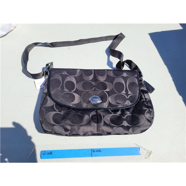 Coach Black Purse D1495-F77490