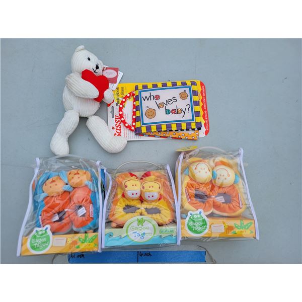 Baby Lot - Baby Book, 3x Gagou Tagou Slippers Sz 12-24M, 2x 2-3T, Russ Plush