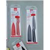 Image 4 : Kitchen Lot - Mini bites, 2x Joie Watcher, Wilton Jumbo Cookie Spatula, 4x Kuhn Rikon Knives