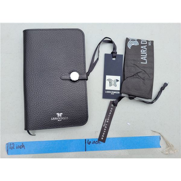 Laura Di Maggio Leather Travel Passport Wallet with Dust Cover