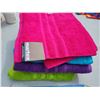 Image 1 : Lot of 5 Bright Coloured Martex Bath Towels