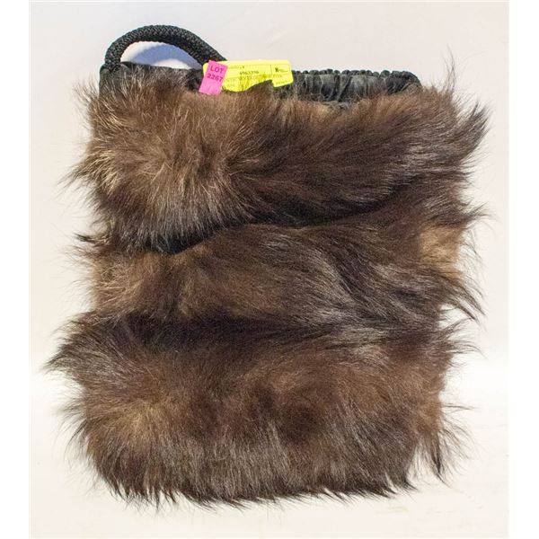 VINTAGE 1940S FOX FUR PURSE