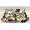 Image 1 : TRAY OF 8 ASSORTED TEA CUPS & SAUCERS