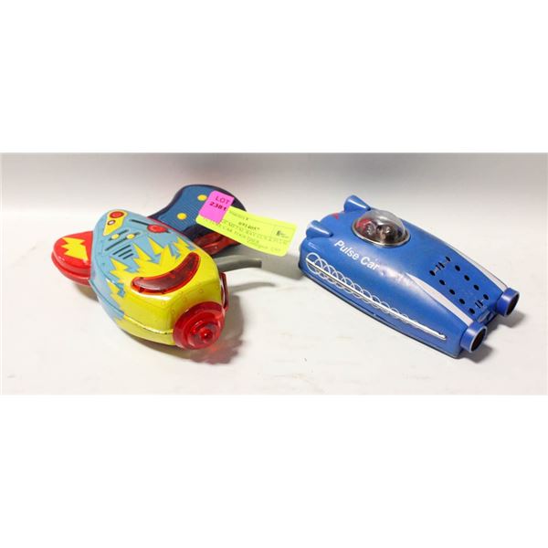 VINTAGE TIN LITHOGRAPHED RAY GUN & PULSE CAR
