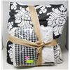 Image 1 : NEW DOUBLE COMFORTER W/ SHEET SET AND