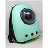 Image 1 : PET CARRIER GREEN, BACKPACK STYLE FOR