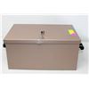 Image 1 : LOCK BOX WITH KEY
