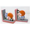 Image 1 : SET OF SPORTS THEMED BOOK ENDS