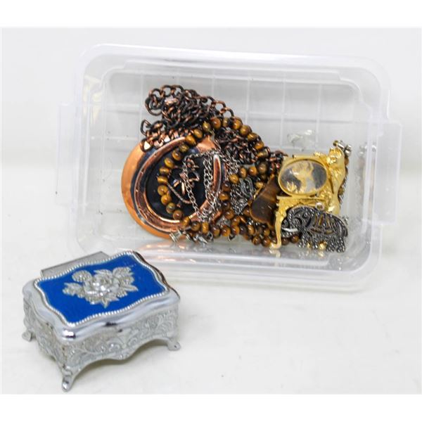 LOT OF ASSORTED ESTATE JEWELRY
