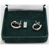 Image 2 : 14K WHITE GOLD DIAMOND EARRINGS WITH MELEE PENDANT