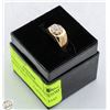 Image 2 : 10KT YELLOW AND WHITE CUSTOM DIAMOND RING