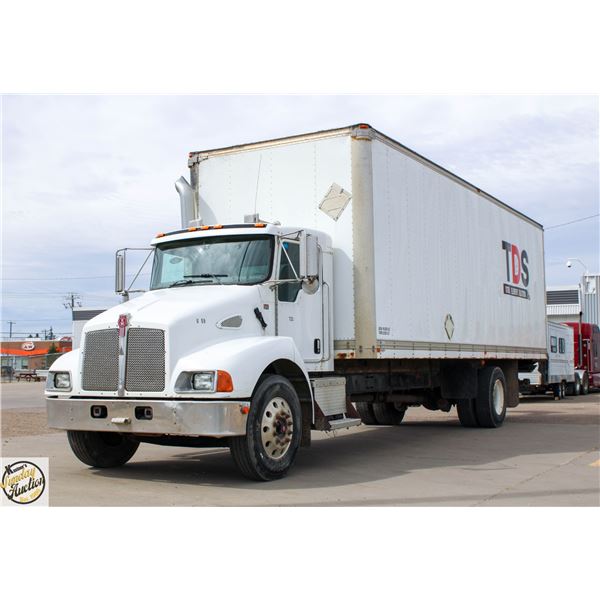 2007 KENWORTH T300 PX-6 240 5-TON ENCLOSED