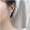 Image 4 : 1 CT GRA CERTIFIED BOW STYLE ROUND BRILLIANT