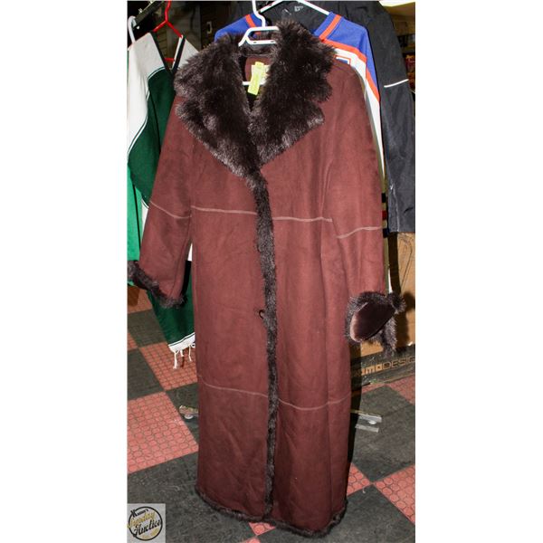 ALFRED SUNG COAT LADIES SIZE LARGE