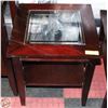 Image 1 : 2 TIER WOOD AND GLASS END TABLE