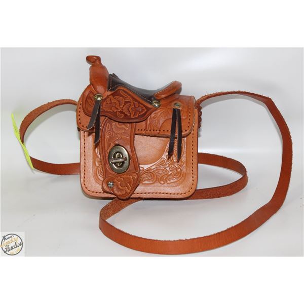 WESTERN SADDLE PURSE MINI
