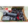 Image 1 : LARGE FLAT OF VINTAGE/ODERN CAMERA+LENSES+ACCESSOR