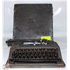 Image 1 : VINTAGE 1940 HERMES BABY TYPEWRITER