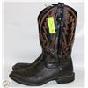 Image 1 : SIZE 8.5 D BLACK COWBOY BOOTS - ESTATE