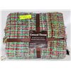 Image 1 : NEW CASUAL THROW 50 IN X 60 IN