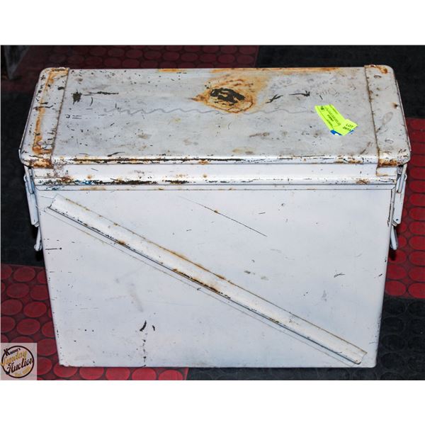 MILITARY AMMO BOX 18"X15"X5" WIDE