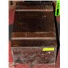 Image 1 : SMALL ANTIQUE WOOD CHEST