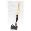 Image 1 : AXE AND HATCHET