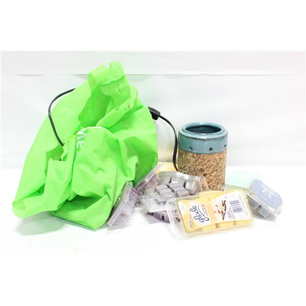 SCENTSY TEAL/CORK WARMER WITH ASSORTED SENT BARS
