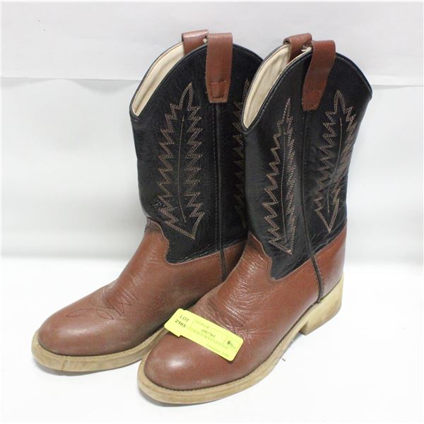 SIZE 5 COWBOY BOOTS-ESTATE