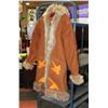 Image 1 : VINTAGE WOLF TRIM HANDCRAFTED BY ESKIMOS CANADA