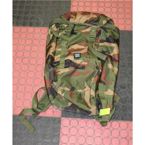 GENUINE HERSCHELL SUPPLY CO. CAMO BACKPACK