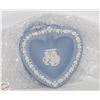 Image 1 : PAIR OF GENUINE WEDGEWOOD BLUE PORCELAIN ASHTRAYS