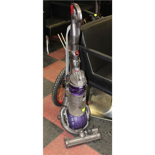 DYSON DC25 ANIMAL VACUUM