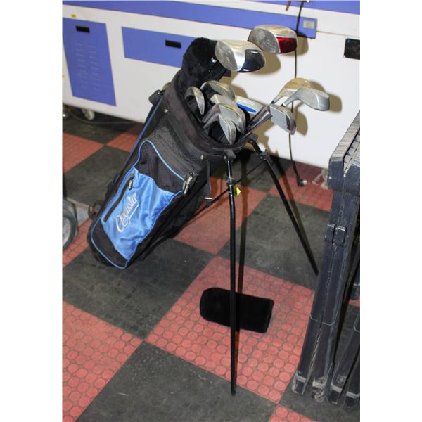 MENS RH GOLF CLUBS IN AUGUSTA BAG