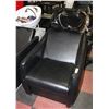 Image 1 : BAILIFF SEIZED: SALON RINSE STATION