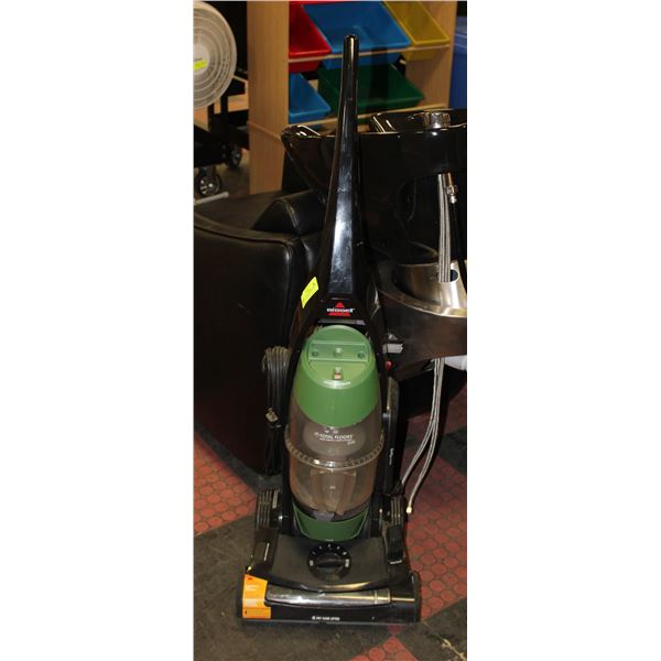 BISSELL TOTAL FLOORS PET MULTI SURFACE VACUUM