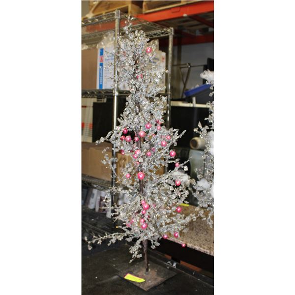 BAILIFF SEIZED: SMALL CRYSTAL TREE W /  PINK BALLS