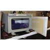 Image 1 : BAILIFF SEIZED: CRE8TION TOWEL WARMER *NEEDS CLEAN