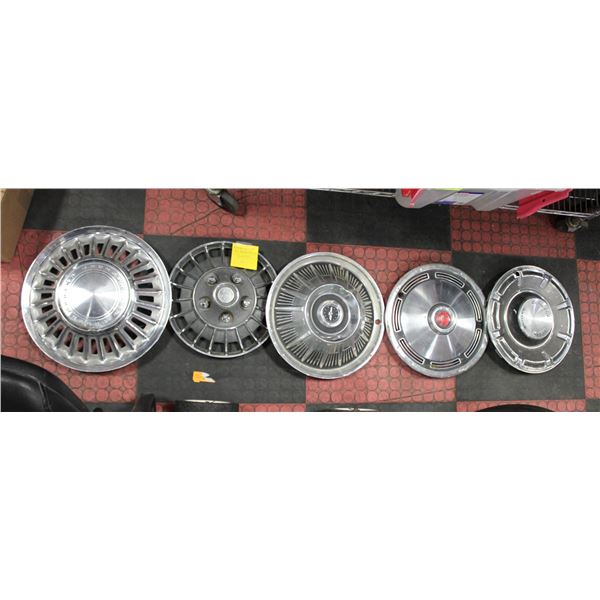 LOT VINTAGE METAL HUBCAPS