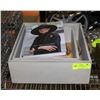Image 1 : BAILIFF SEIZED: 3 DECORATIVE BOXES SOLD WITH BOOK