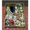 Image 1 : BAILIFF SEIZED: LOT OF CRYSTAL STYLE DECOR
