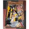 Image 1 : FLAT WITH PAINT/DRYWALL TOOLS INCL.