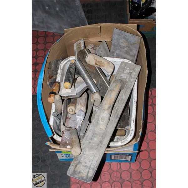 CEMENT TOOLS - ESTATE